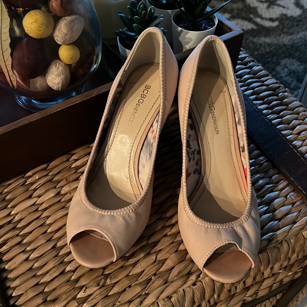 Bcbgeneration Beautiful Shoes - image 1